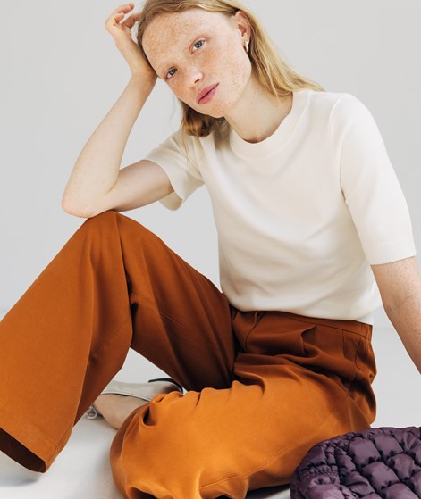 MBYM Carla T-Shirt Beige