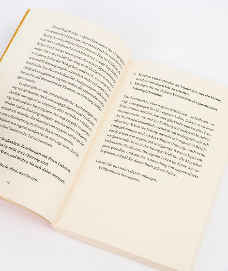 DUMONT Nagomi Buch mehrfarbig