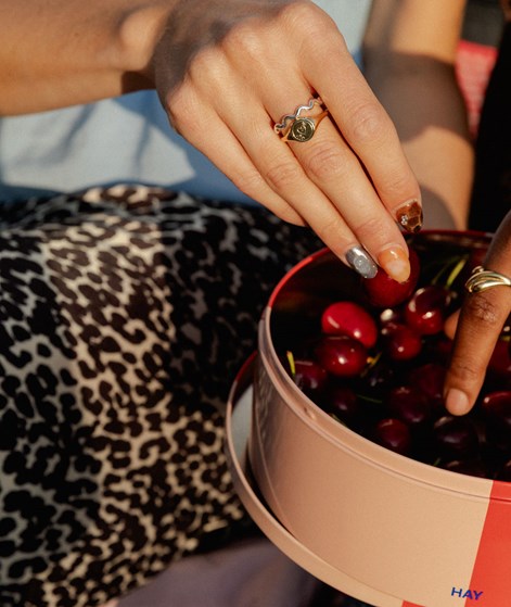 KAUF DICH GLÜCKLICH Fein Gewellter Ring Silber