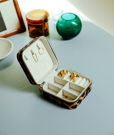 YUKU Schmuck Box Leo